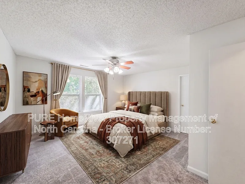 3 bed, 2.5 bath, 2176 sqft, $1,945 — Photo 4