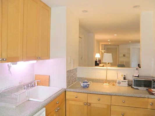 Sold by Vespa Properties Group | media 17