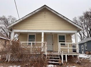 2710 E Washington Ave, Des Moines, IA 50317