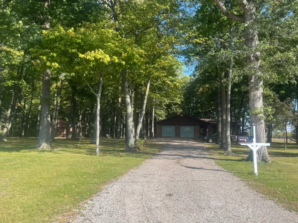 6296 County Road 2, Edon, OH 43518