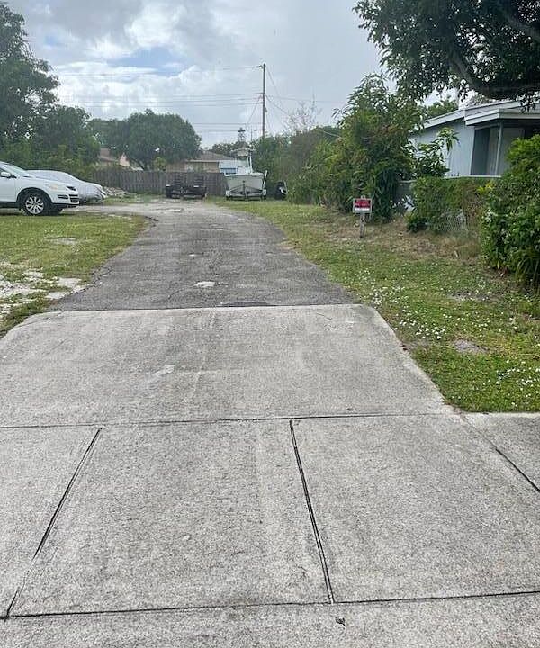 1st image of 350 NW 6th Avenue