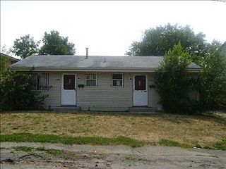 1st image of 3303 Searles Ave