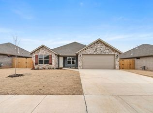 210 Citation St, Bentonville, AR 72713