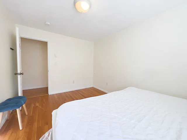 45 Lawn St — Photo 6
