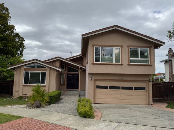 44945 Washo Ct