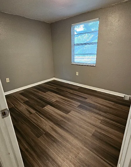101 Forest St #4 — Photo 2