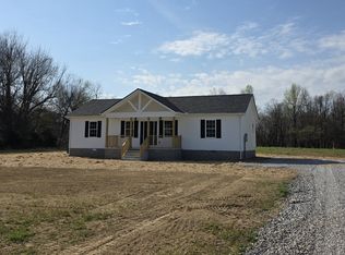 5050 Dickens Hill Rd, Bradyville, TN 37026
