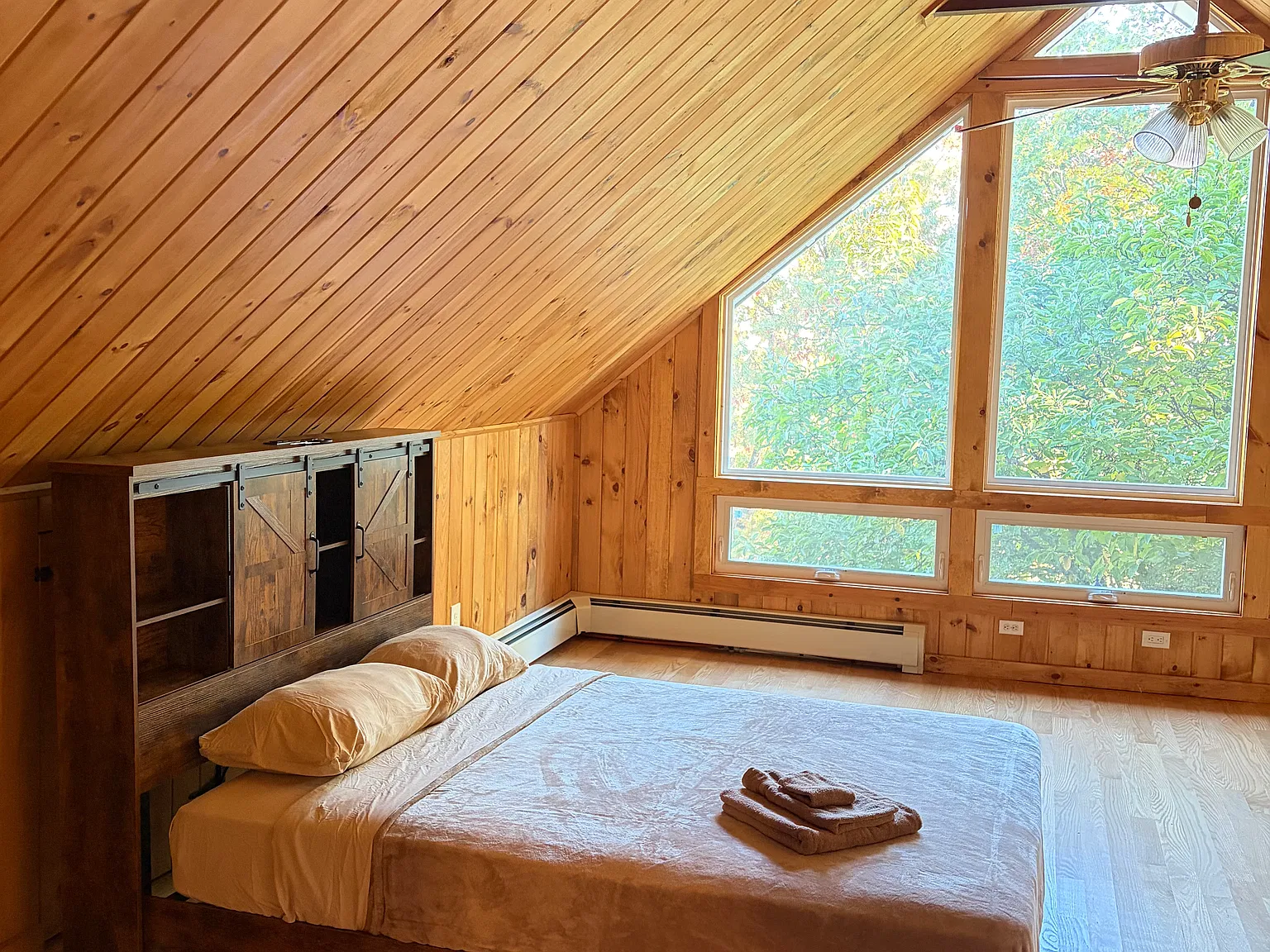 6 bed, 3700 sqft, $4,000 — Photo 4