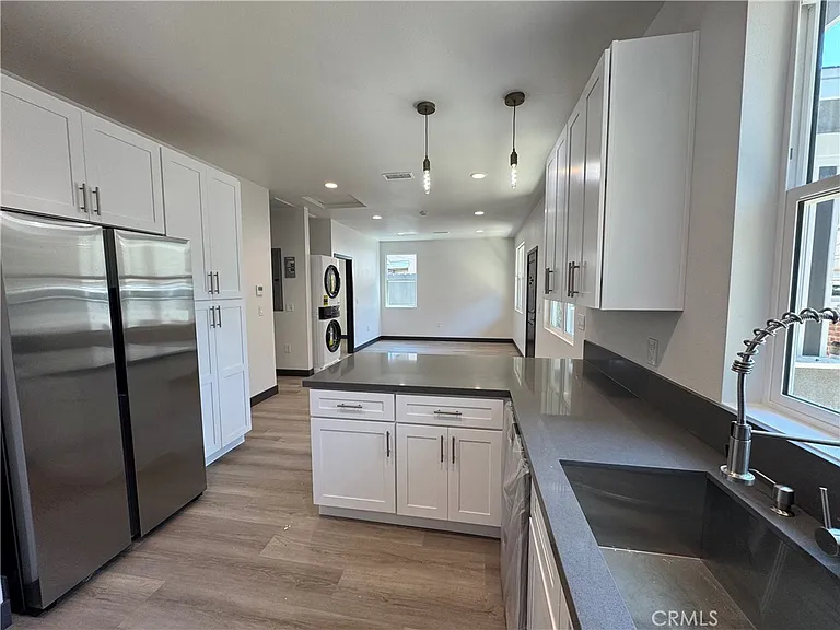 1417 W 3rd St — Photo 4