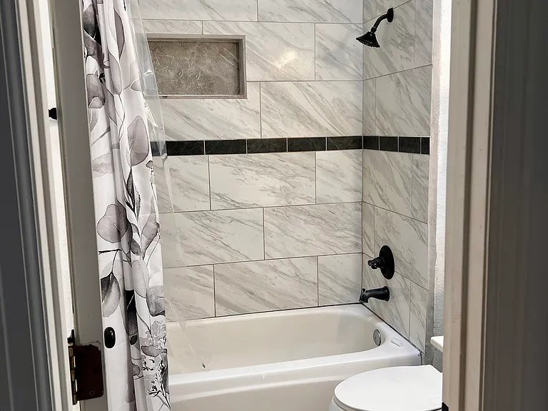 1860 Ash Dr SW — Photo 23