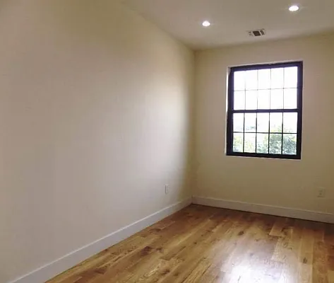 Rented by Nooklyn NYC LLC | media 20