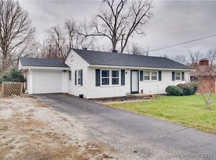 1653 Summit Ave, New Albany, IN 47150