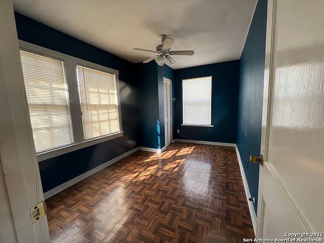 1st image of 286 W Mayfield Blvd