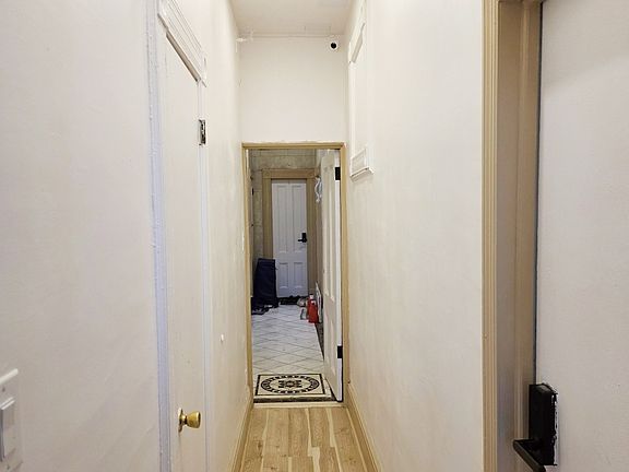 2nd image of 70 Weirfield St Floor 3-1