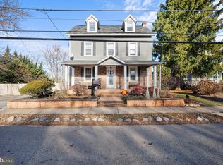 621 Maple Ave, Philadelphia, PA 19116