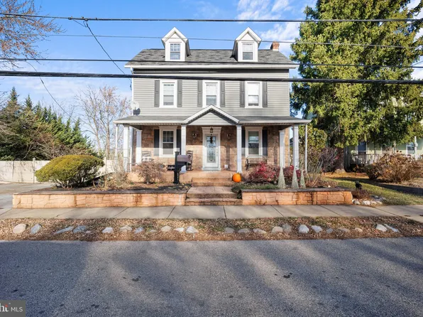 621 Maple Ave, Philadelphia, PA 19116