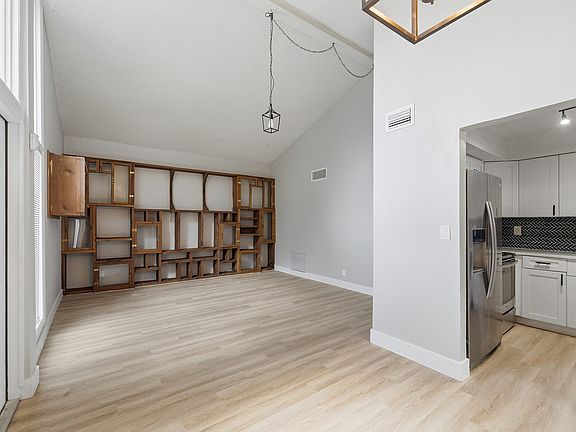 5th image of 7241 W Sunrise Boulevard