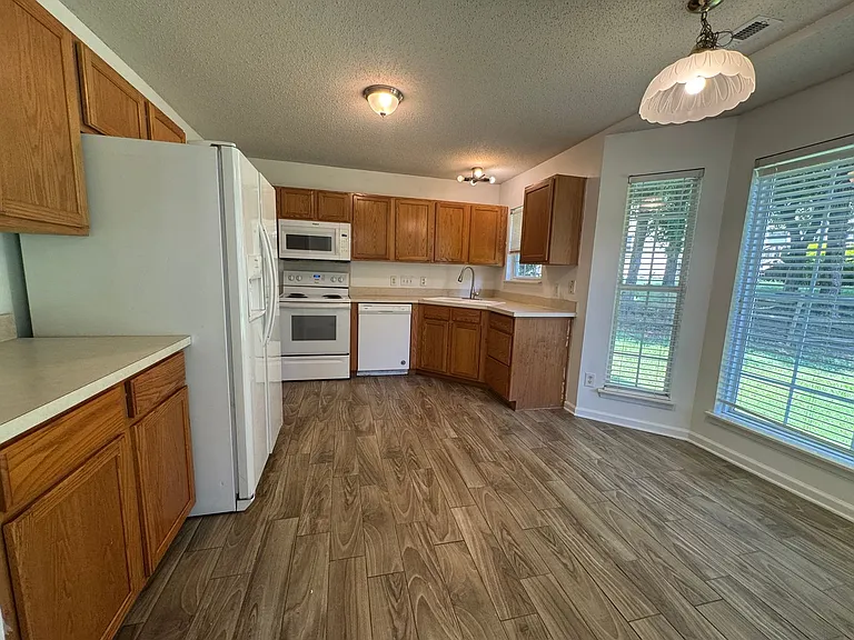 4412 David Cox Rd — Photo 5
