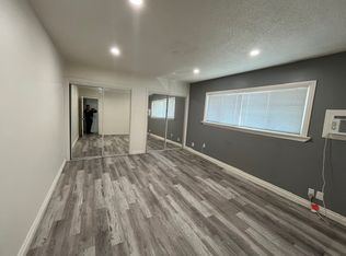 10950 Hatteras St #6, North Hollywood, CA 91601