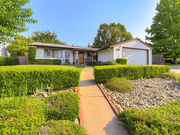 3rd image of 5925 Ellerslee Dr