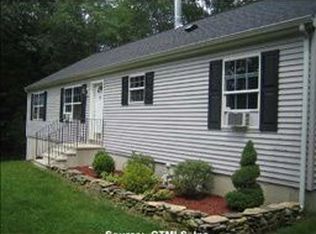 B B And St, Brooklyn, CT 06234