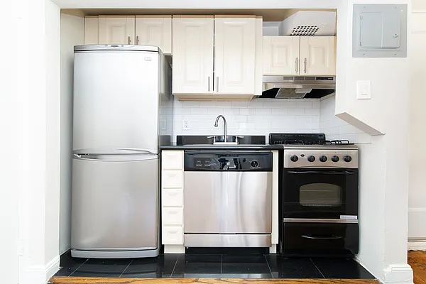 Rented by Compass | media 4