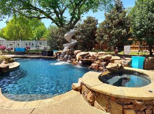 2614 Vistaview Dr, Corinth, TX 76210