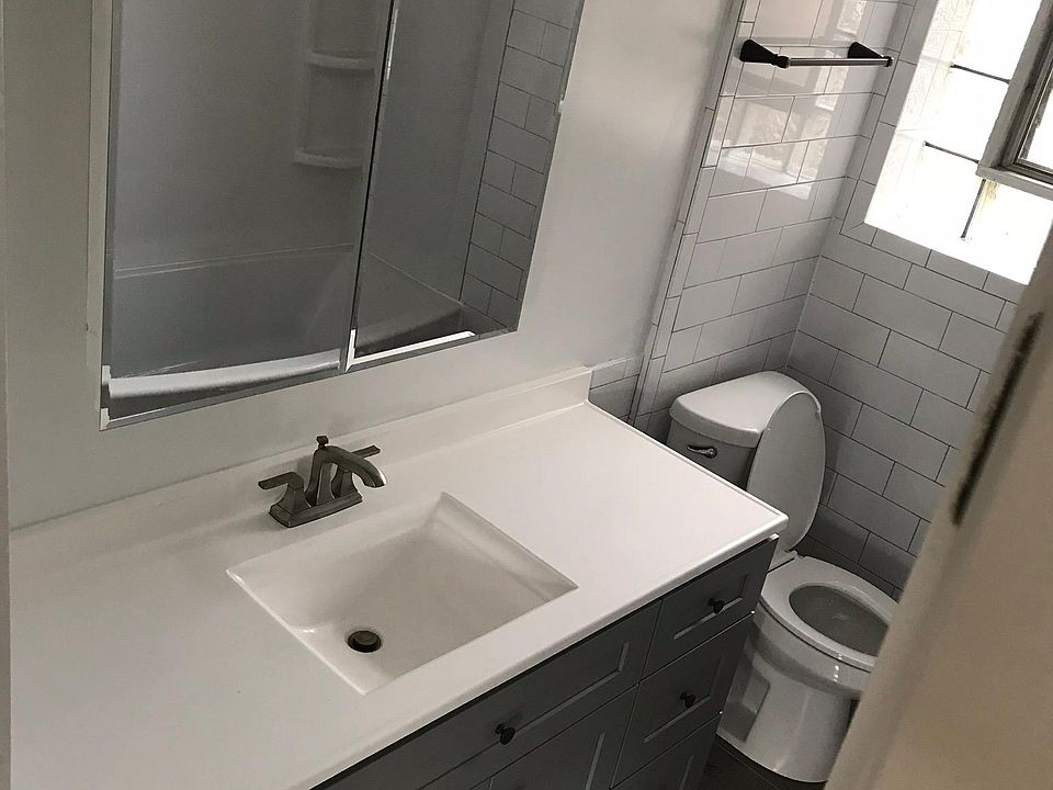 1st image of 9647 Pacific Ave APT 2S