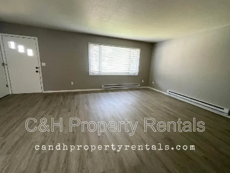 1327 Panners Pl #1 — Photo 5
