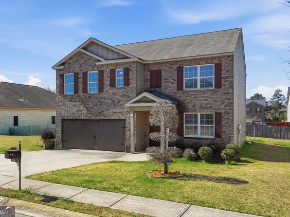 2234 Sawgrass Dr, Hampton, GA 30228