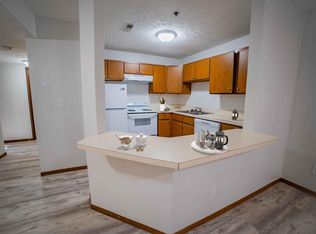 Sumner Point Apartments, Akron, OH 44304