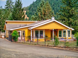 431 Wiesen Dr, Glide, OR 97443