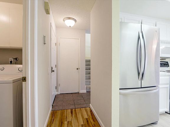 4th image of 4961 Red Creek Dr