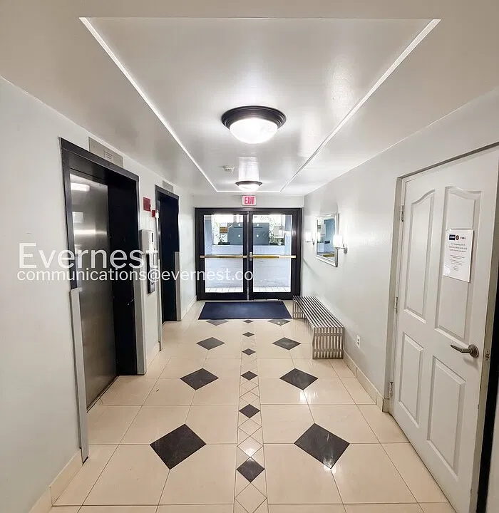 201 W Laurel St #508