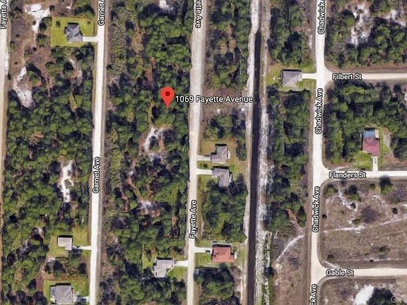 2nd image of 1069 Fayette Ave