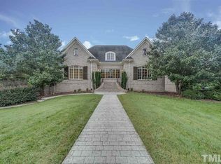6017 Crescent Knoll Dr, Raleigh, NC 27614