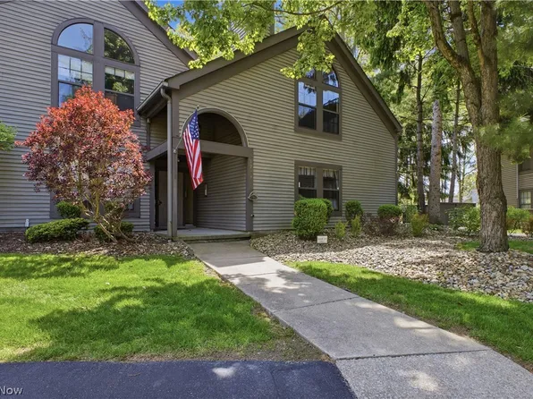 1293 Red Tail Hawk Ct Unit 5, Youngstown, OH 44512