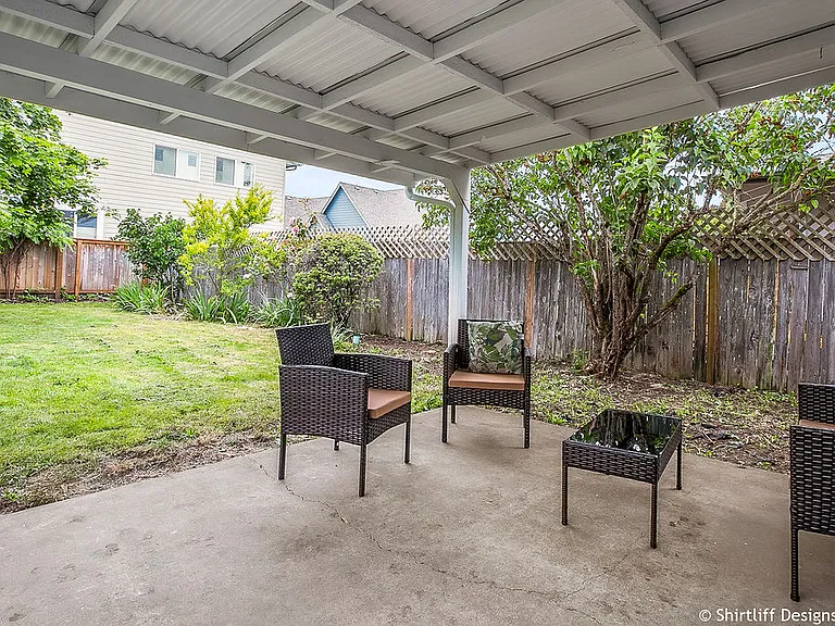 598 Sweet Gum Ln — Photo 12