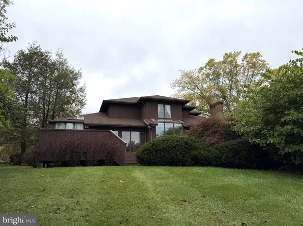 2398 Shagbark Ct, State College, PA 16803