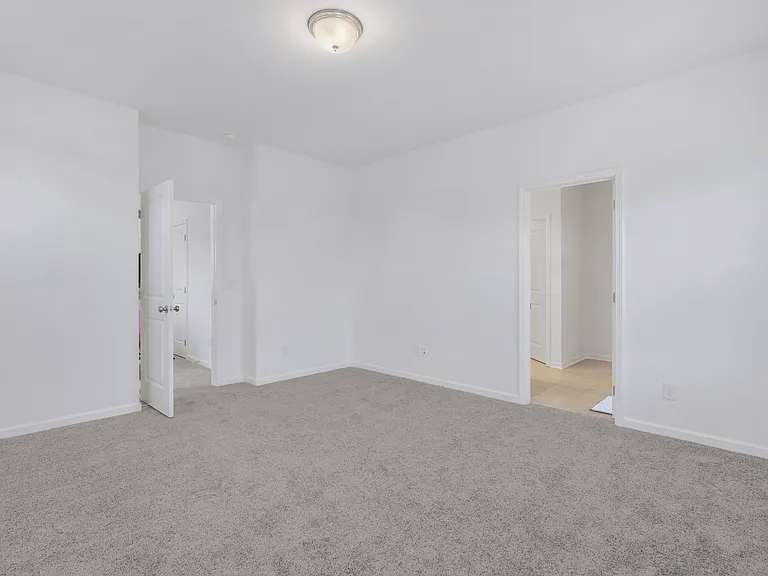 350 Canonbury Dr — Photo 13