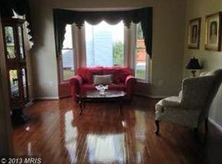 8927 Mountain Ash Dr, Springfield, VA 22153