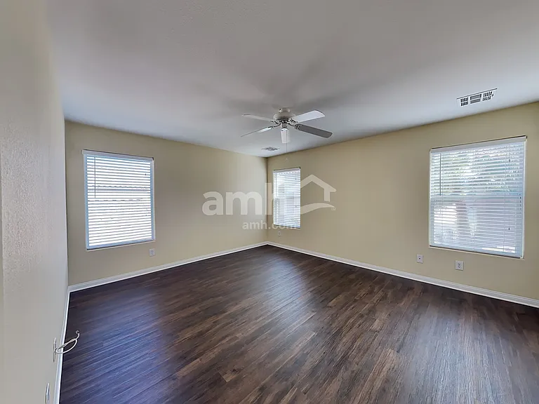 37 Harbor Pines Ct — Photo 13