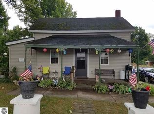 18865 Elm St, Copemish, MI 49625