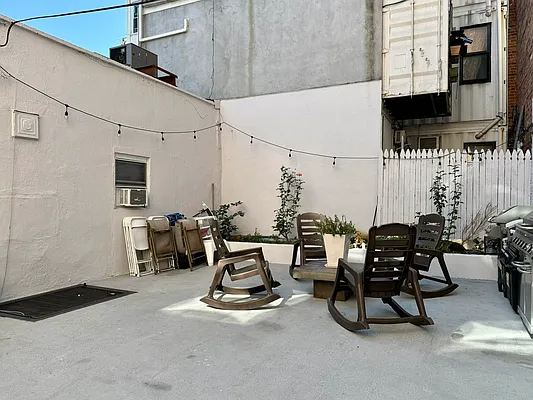 Rented by Oxford Property Group | media 20