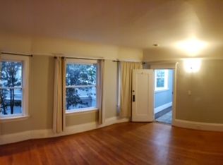 493 36th St APT B, Oakland, CA 94609