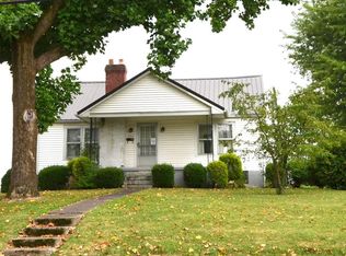 524 Mooreland Ave, Harrodsburg, KY 40330
