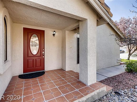3rd image of 2708 Bianca Ct