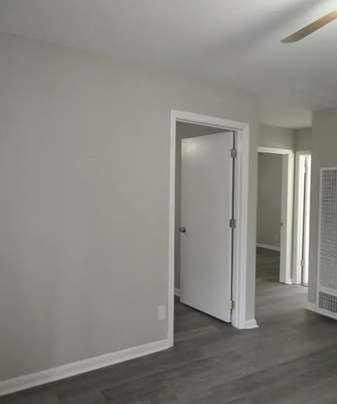 784 Terminal Ct #7 — Photo 4