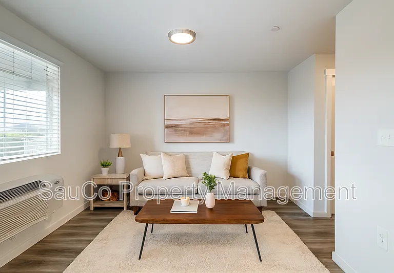 2564 Hawthorne St #102 — Photo 5