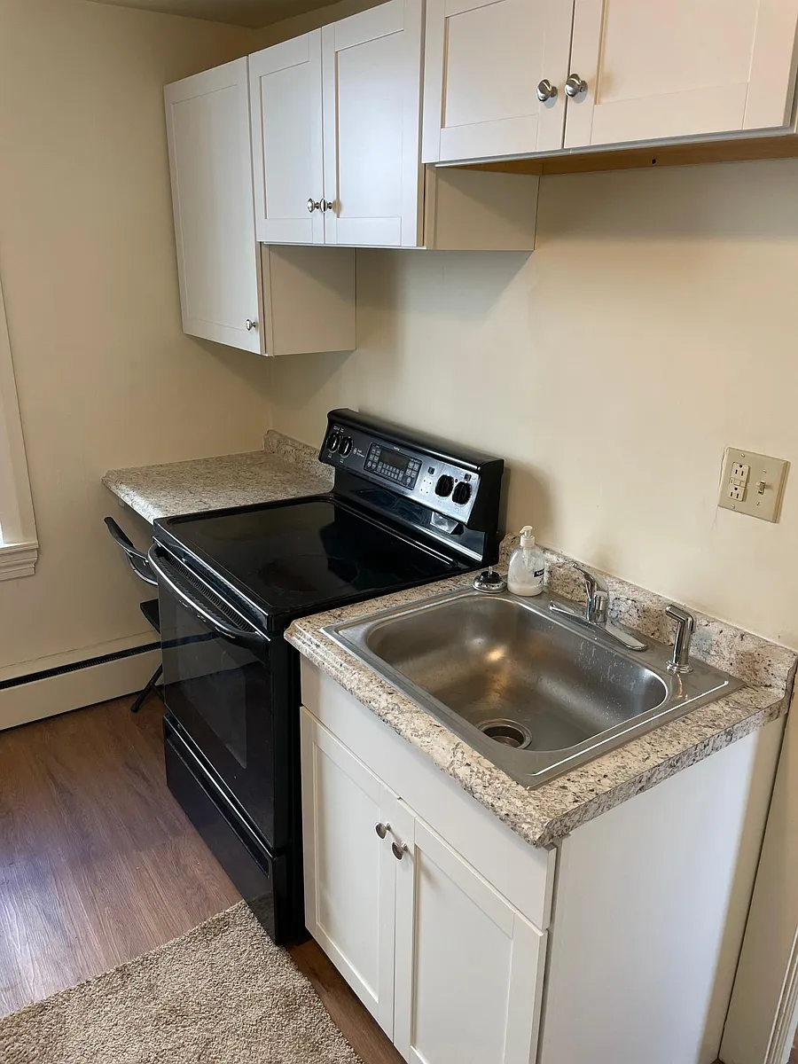 Building Photo - 1241 E Philadelphia Ave #2